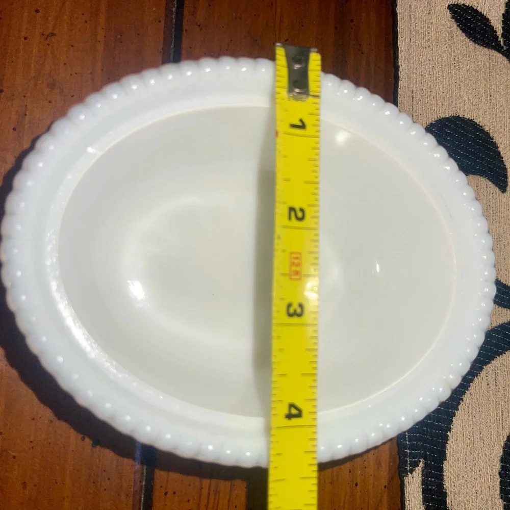 Vintage White Milk Glass Chicken Dish - Highly Collectable - Picture 5 of 6